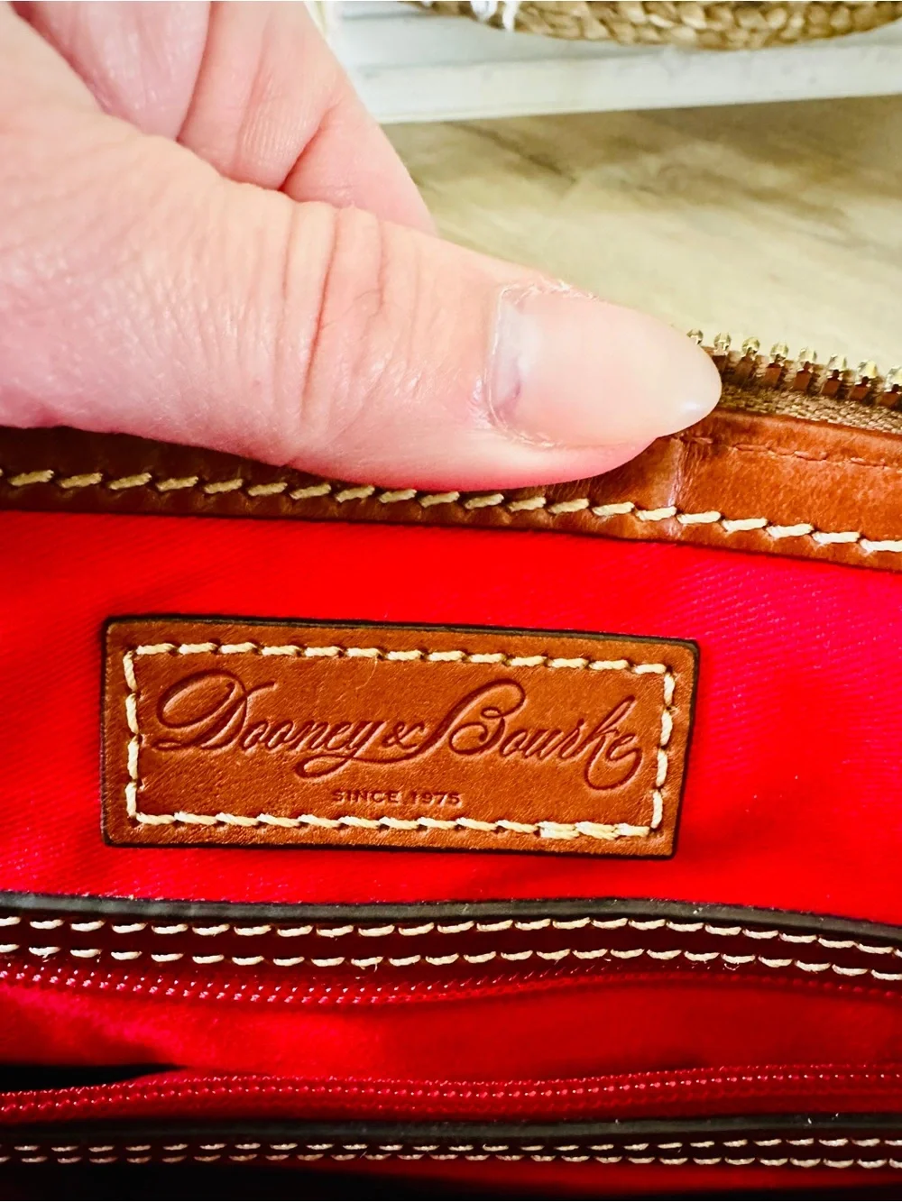 Dooney & Bourke Black & Brown Pebbled Leather Satchel w/Logo & Crossbody strap - Picture 5 of 16